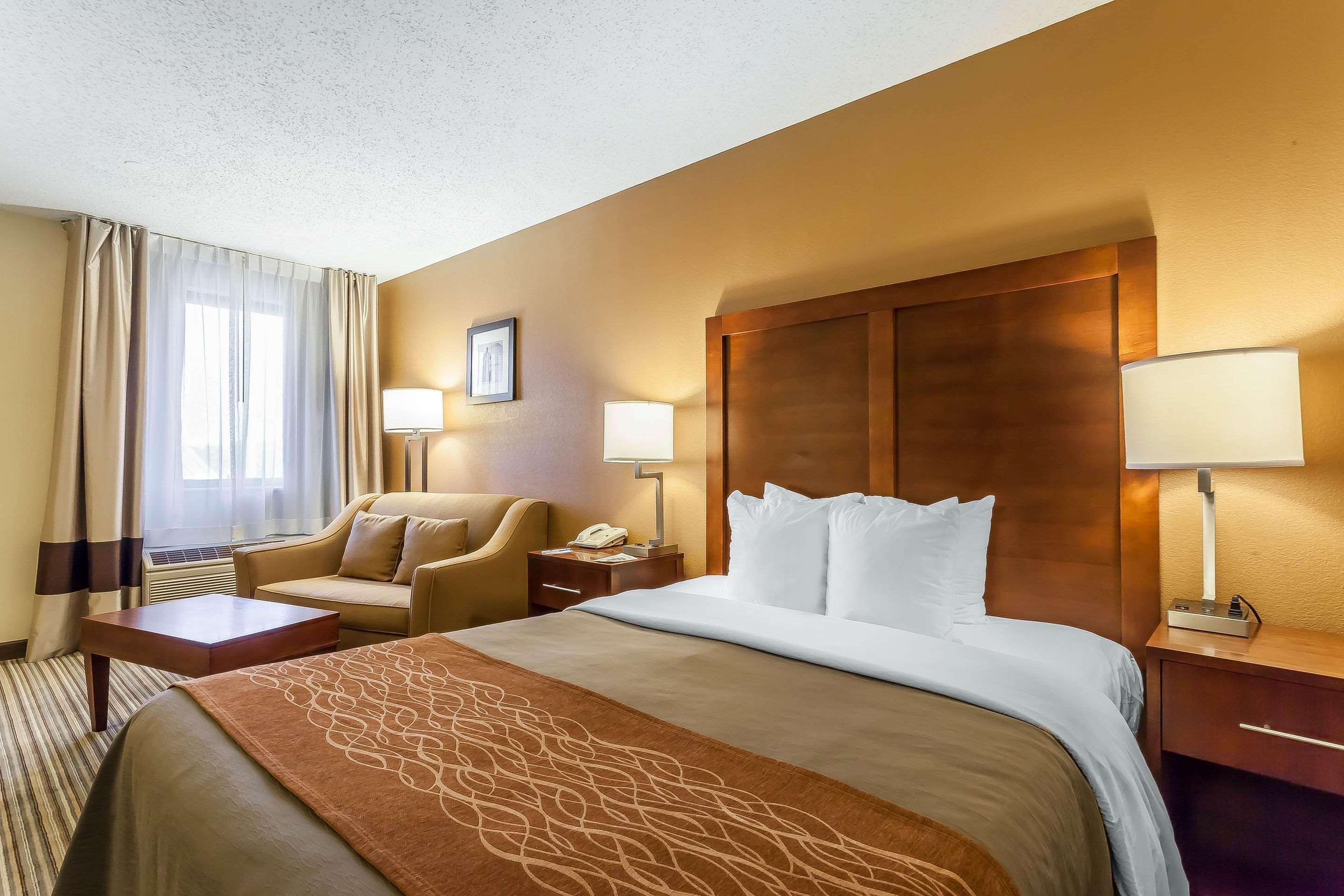 Comfort Inn - Hall Of Fame Canton Ngoại thất bức ảnh