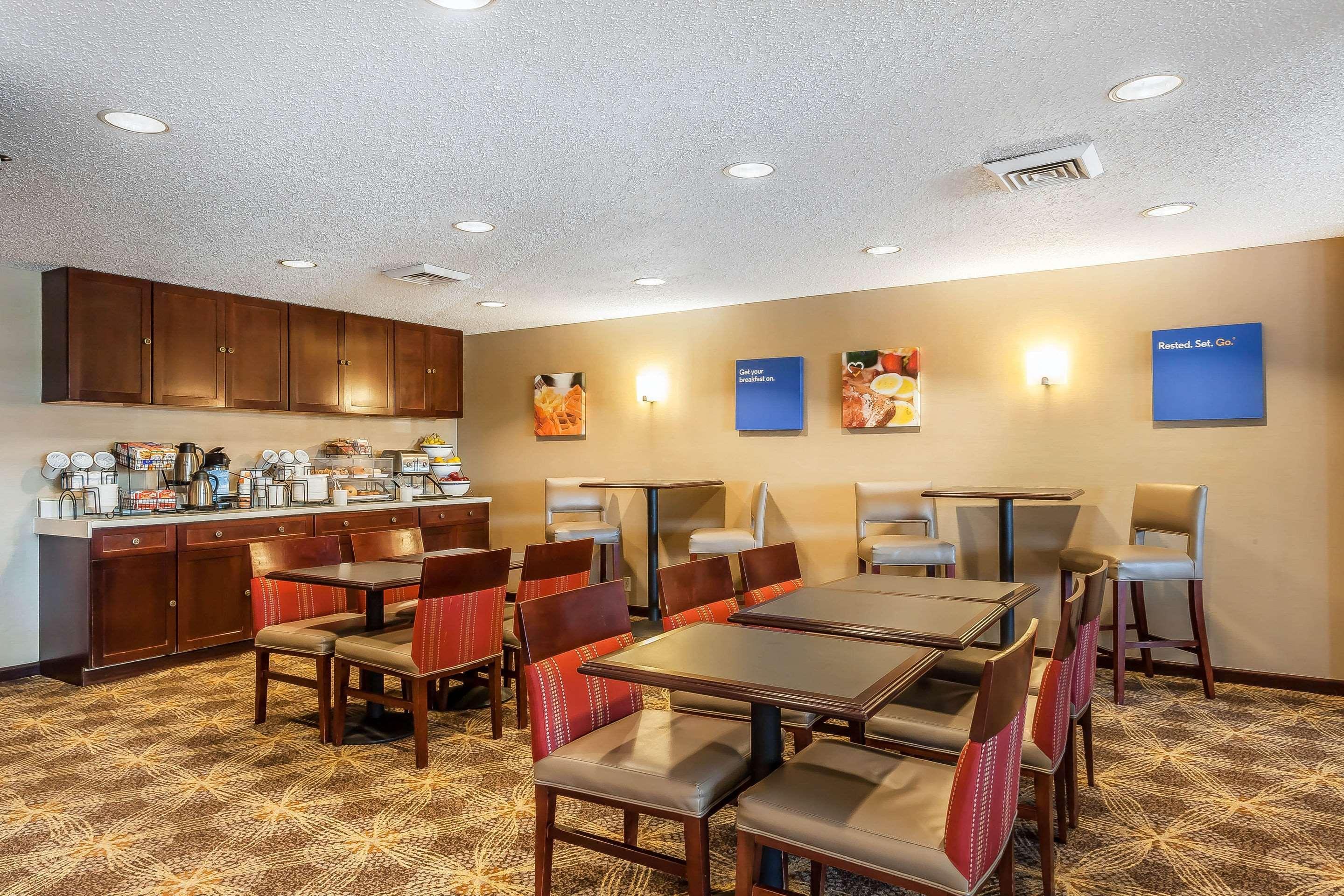 Comfort Inn - Hall Of Fame Canton Ngoại thất bức ảnh