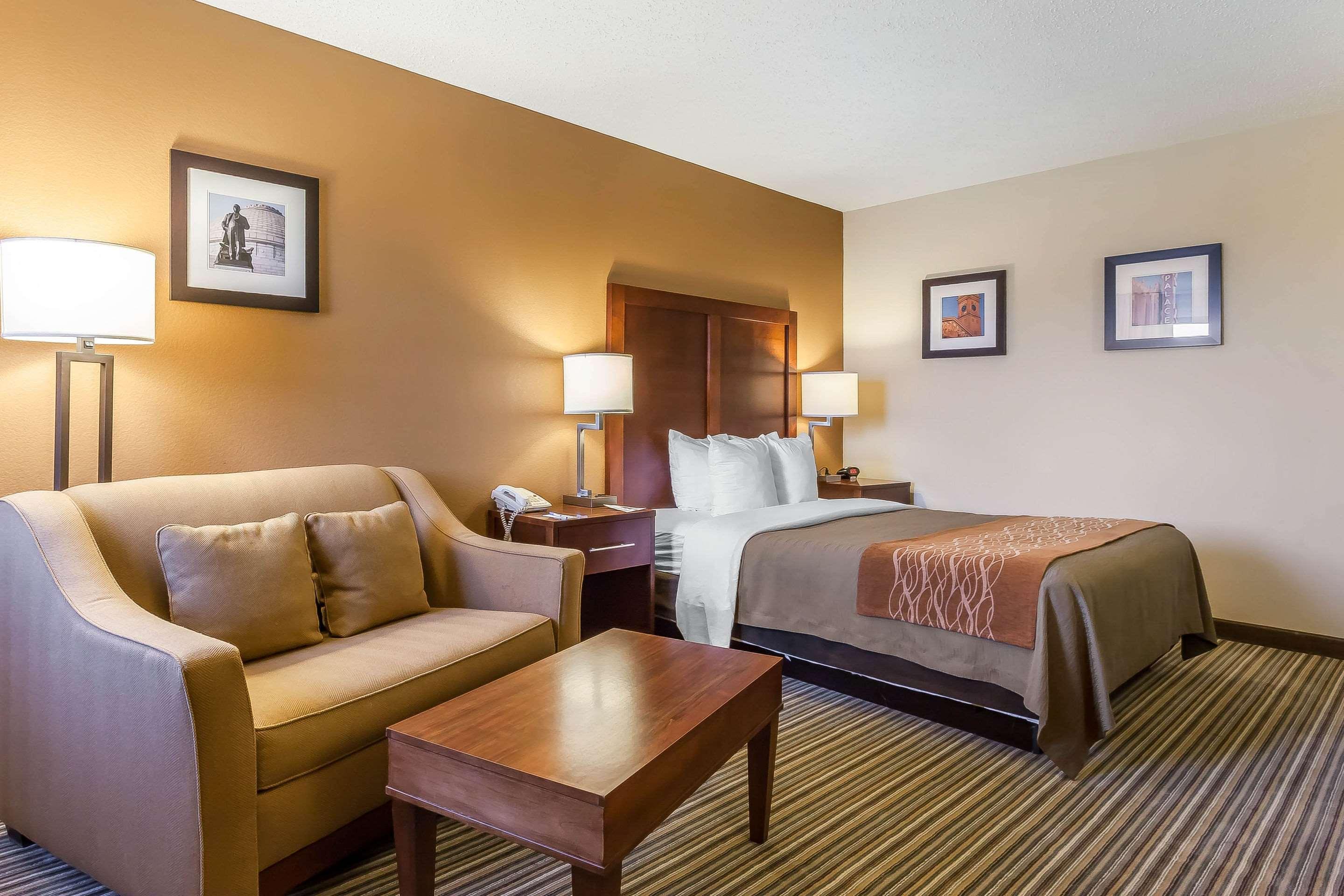 Comfort Inn - Hall Of Fame Canton Ngoại thất bức ảnh